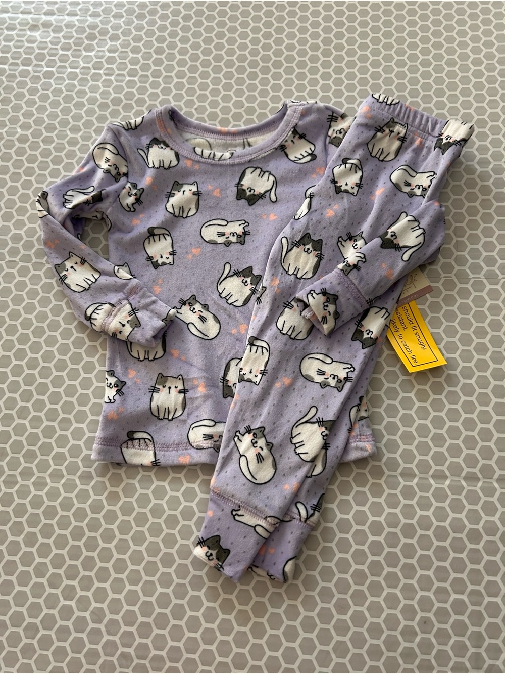 NWT Rene Rofe Lavender Cat Print Kids Pajama Set. Size 2T